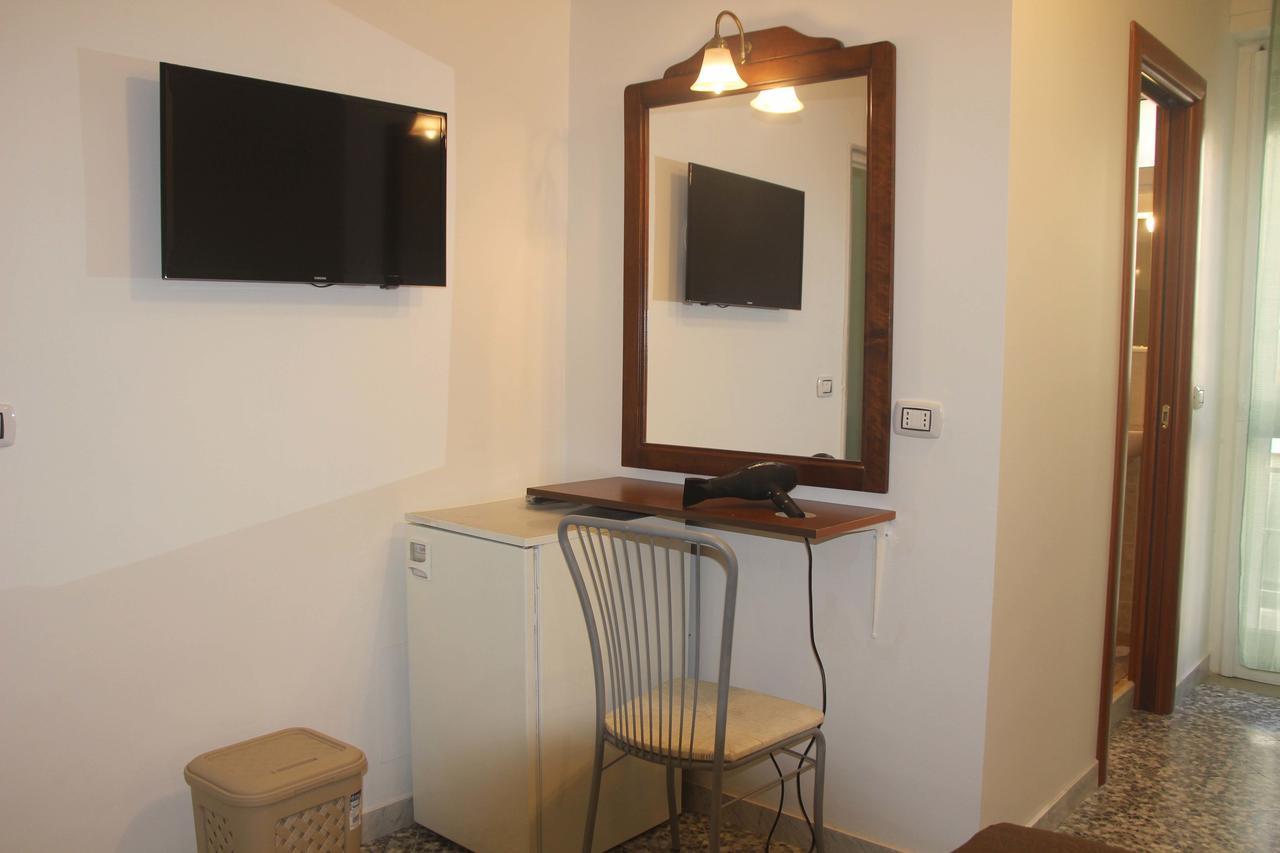 Bed and Breakfast I Due Baroni - Fronte Campus Bari Zewnętrze zdjęcie