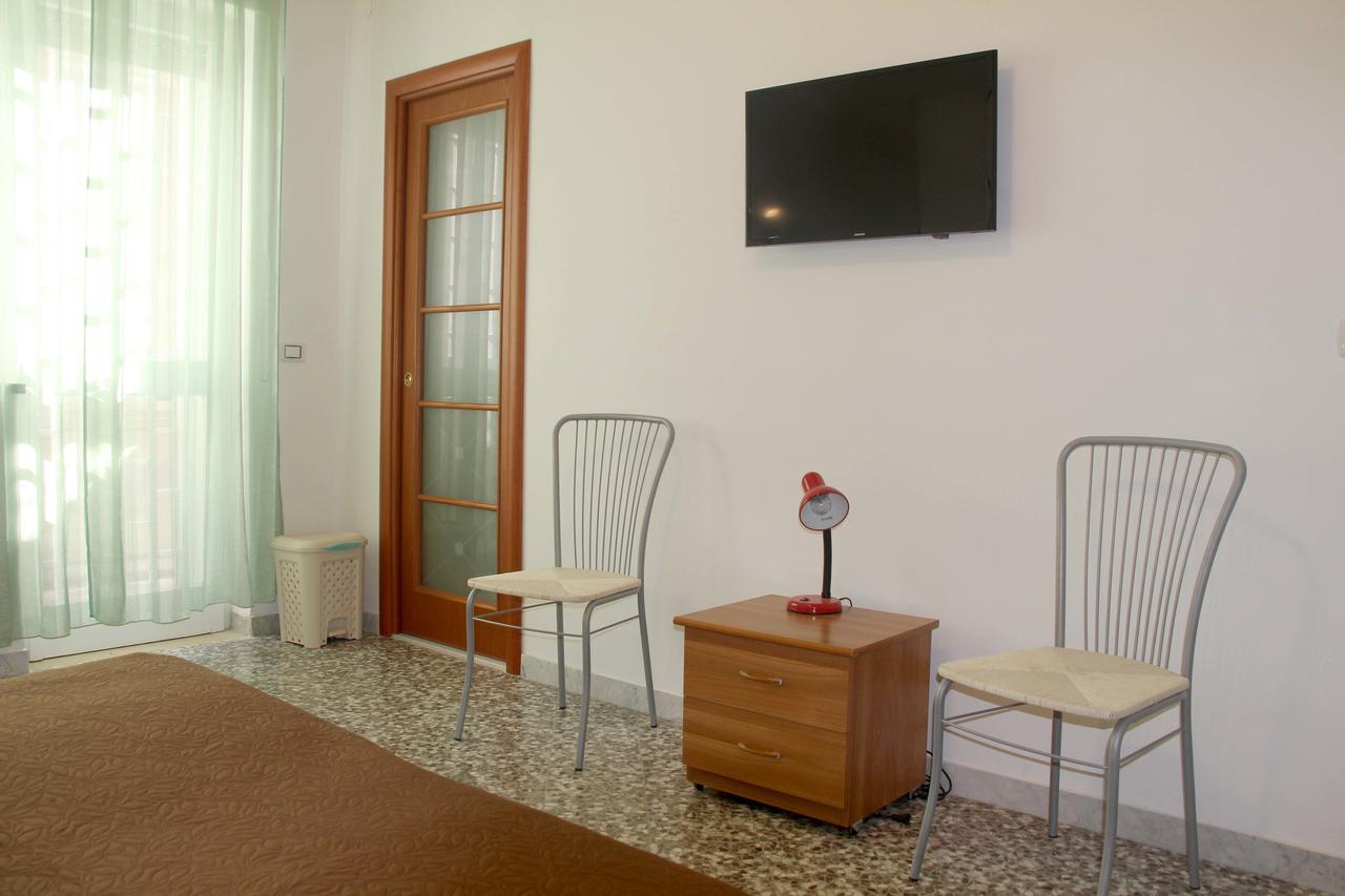 Bed and Breakfast I Due Baroni - Fronte Campus Bari Zewnętrze zdjęcie