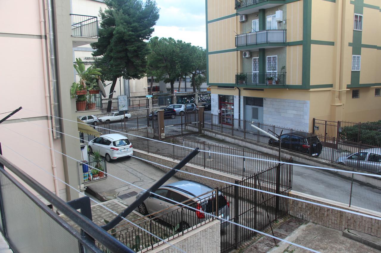 Bed and Breakfast I Due Baroni - Fronte Campus Bari Zewnętrze zdjęcie